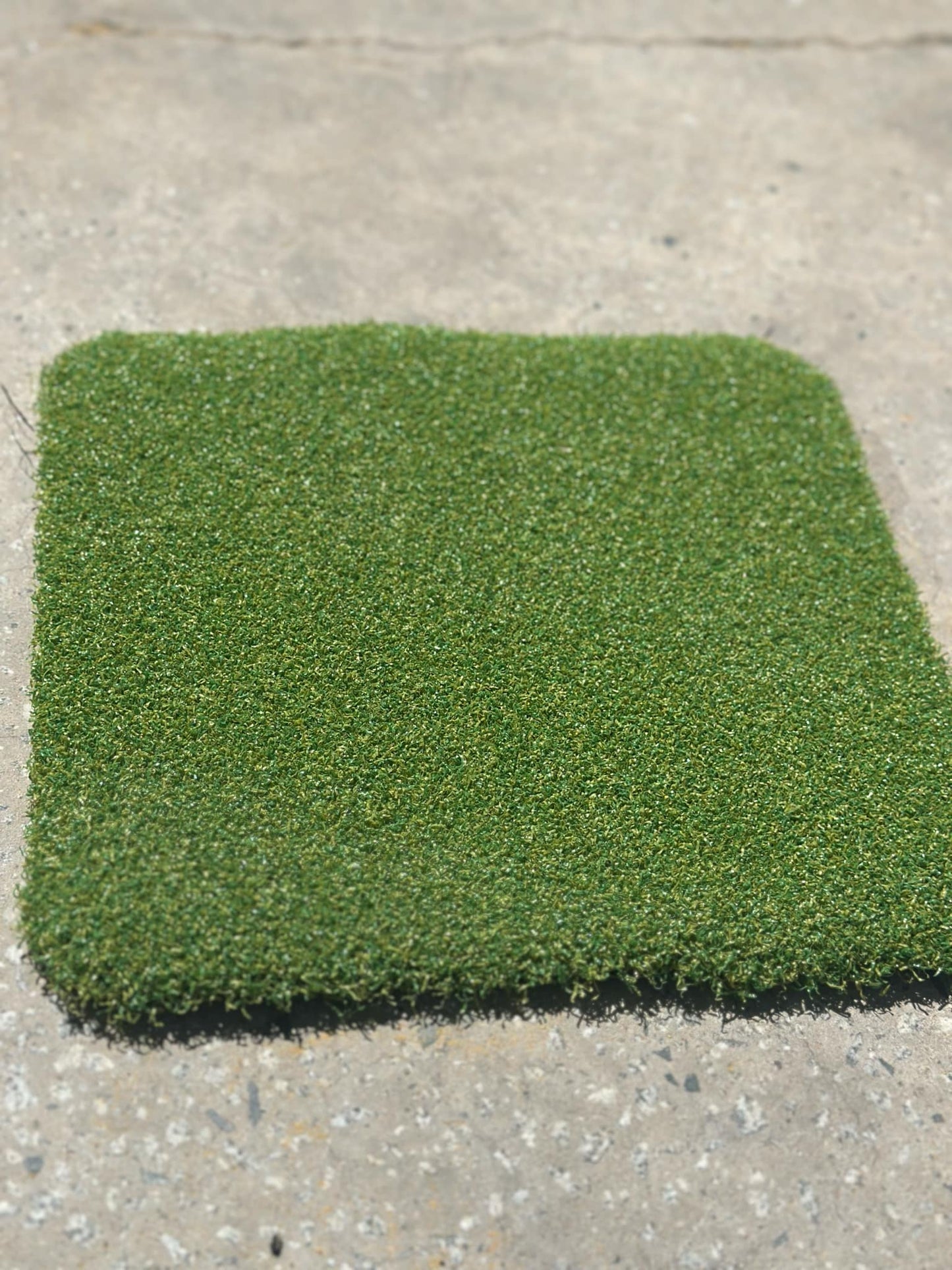 R2 Putting Green 16mm