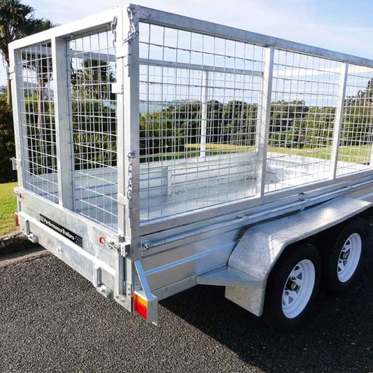 Artificial Lawn Trailer Hire Per Day